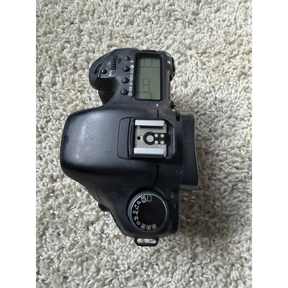 Canon EOS 7D Digital SLR Camera Body Only 18.0MP Black 3in LCD USB AF